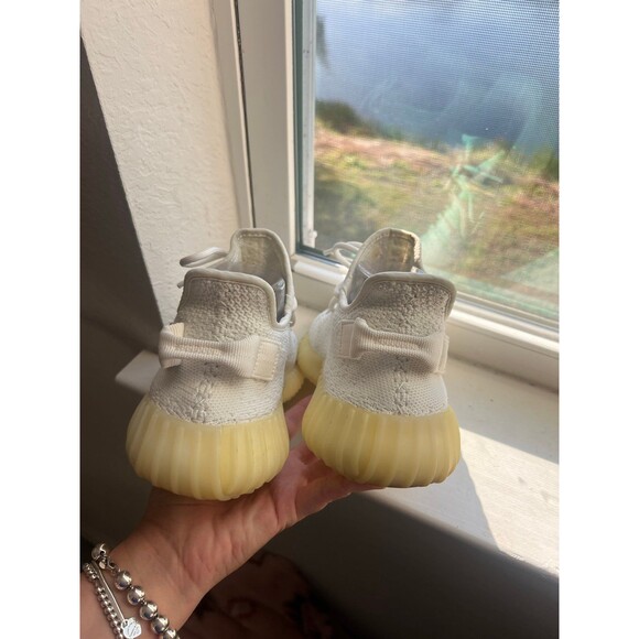 Yeezy Adidas Boost 350 V2 Sneakers Men’s Size 8 in Cream White - Picture 3 of 12